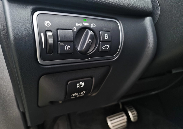 Volvo XC 60 cena 79800 przebieg: 199454, rok produkcji 2014 z Nasielsk małe 379